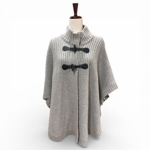 TAHARI Women's Gray Ribbed Wool Blend Cape with Toggle Buckle Closure Size M